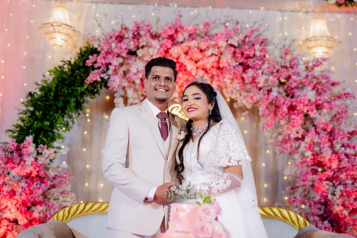 Anosh and Nikita: A sweet shared moment.