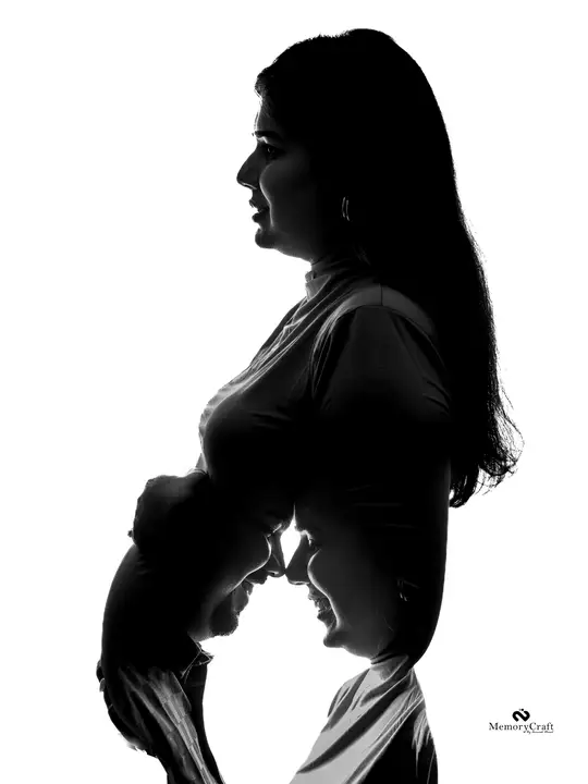 Kimaya and Ajinkya: A silhouette of anticipation.