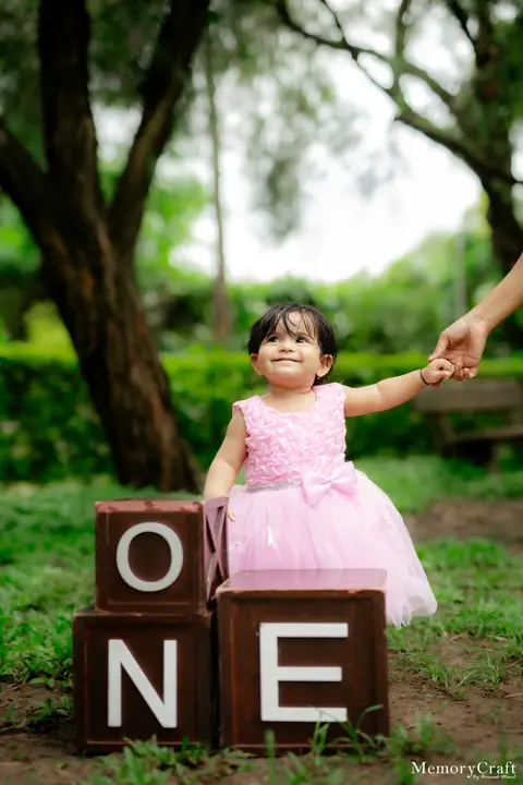 Nehal: A hand to hold at one.