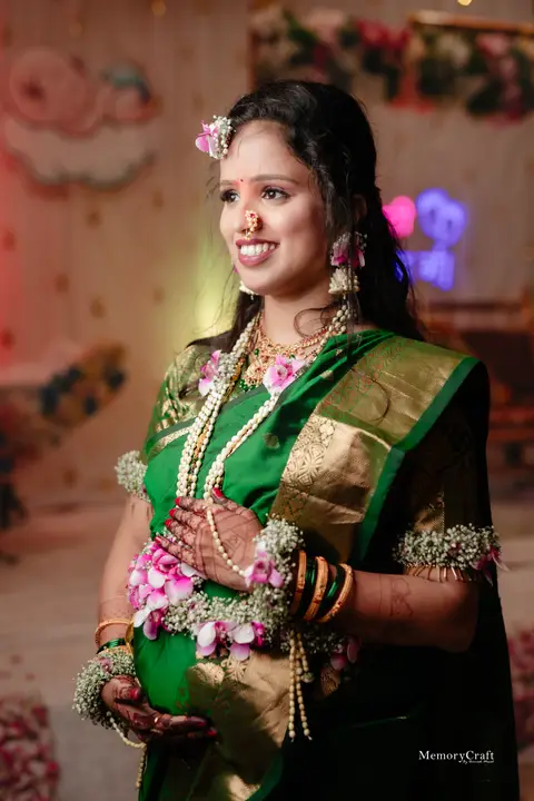 Rushikesh and Sneha: The mother-to-be.