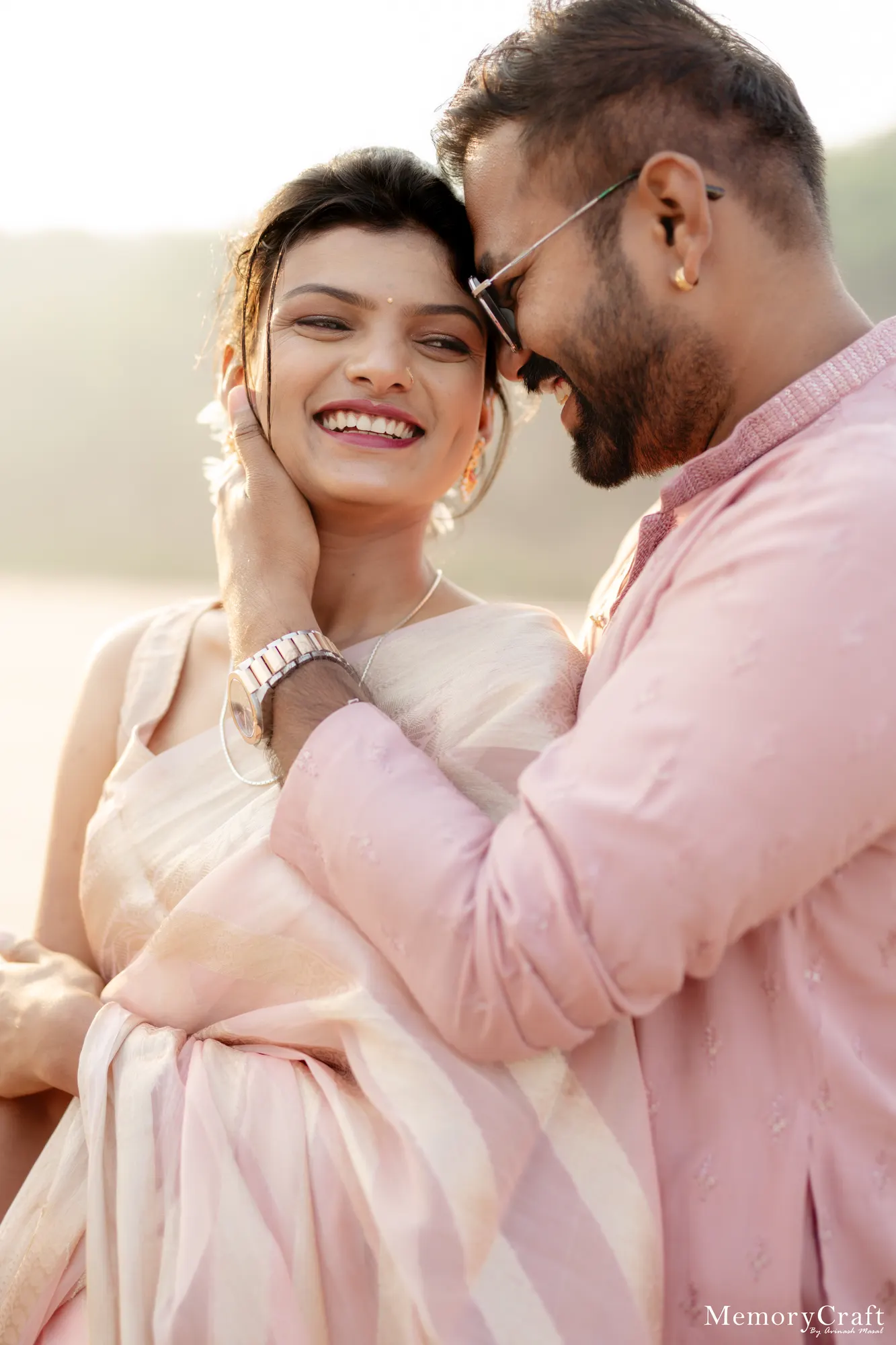 Sanket and Swapnali: Smiling together.