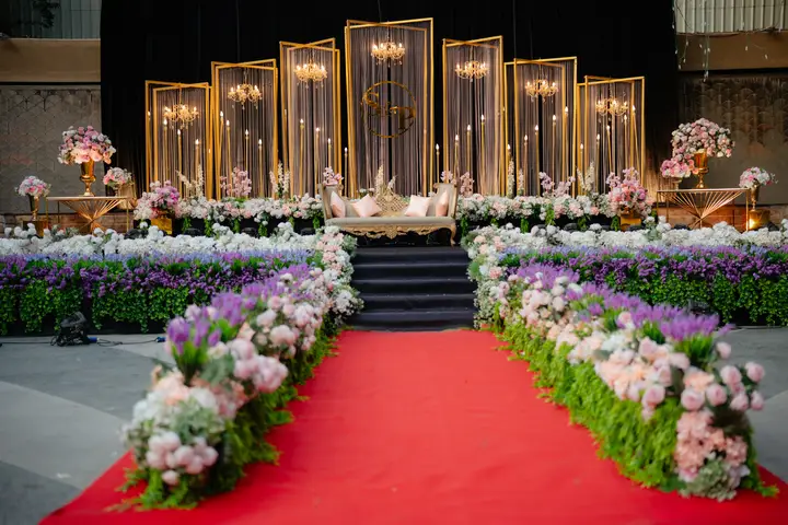 Sumit and Pragati: A reception in bloom.