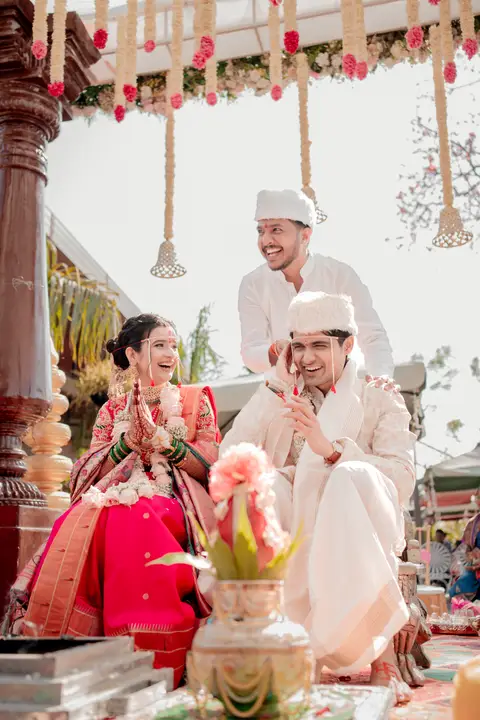 Swaraj and Anuja: Smiles through the ceremony.