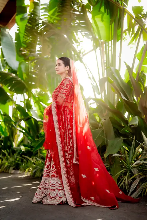 Swaraj and Anuja: A portrait among the palms.